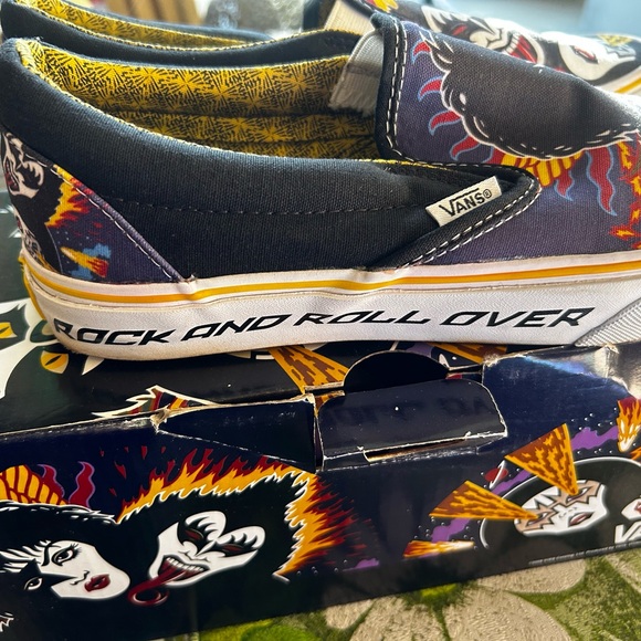 Vans KISS original Rock and Roll Over pull on. Ladies size 8 1/2. - Picture 5 of 8